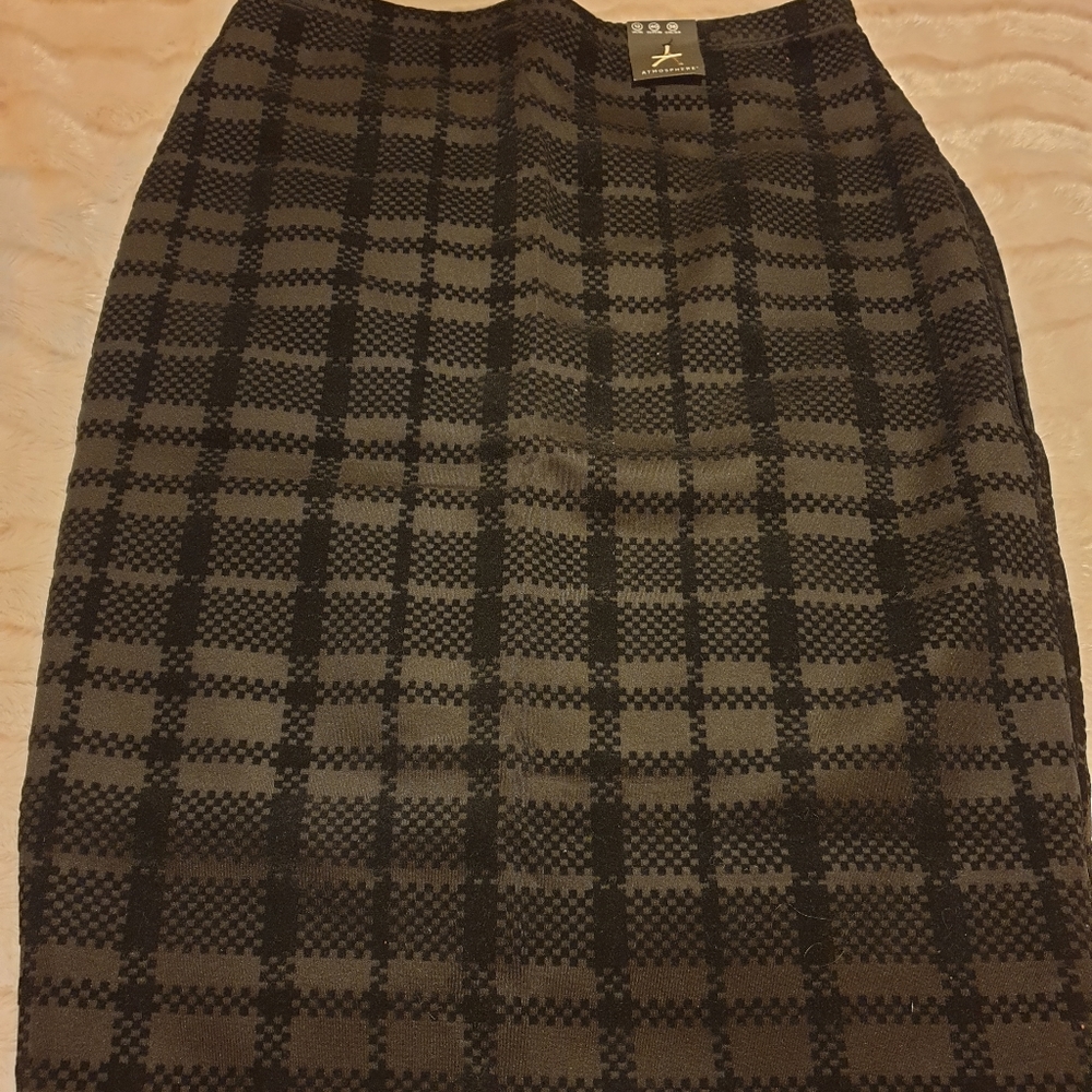 Atmosphere Black Pencil Skirt
